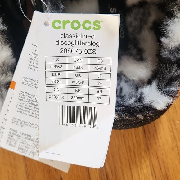 NWT Crocs Black and White Disco Glitter Fuzzy Clogs M6/W8 - Picture 2 of 6